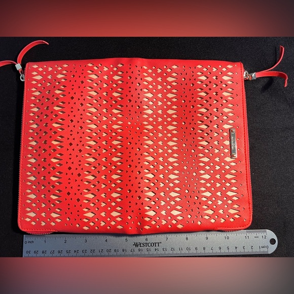 STELLA & Dot ORANGE CLUTCH Laser Cut ZIP - Picture 12 of 12